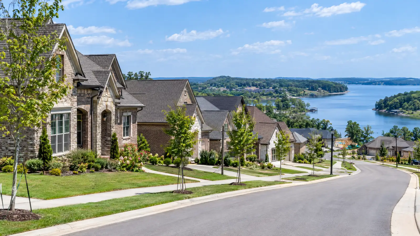 A neighborhood scene from Harrison, TN