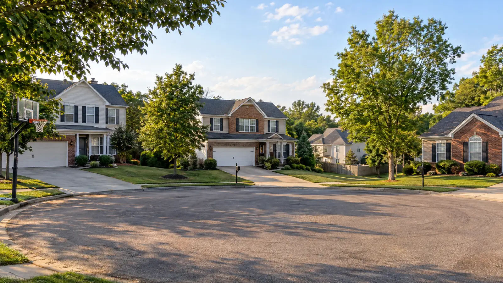 A neighborhood scene from Ooltewah, TN